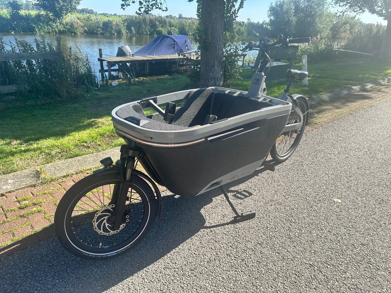 Foto 3 van Lovens Explorer S65 | Regenhuif + Maxi-Cosi + Melia stoeltje