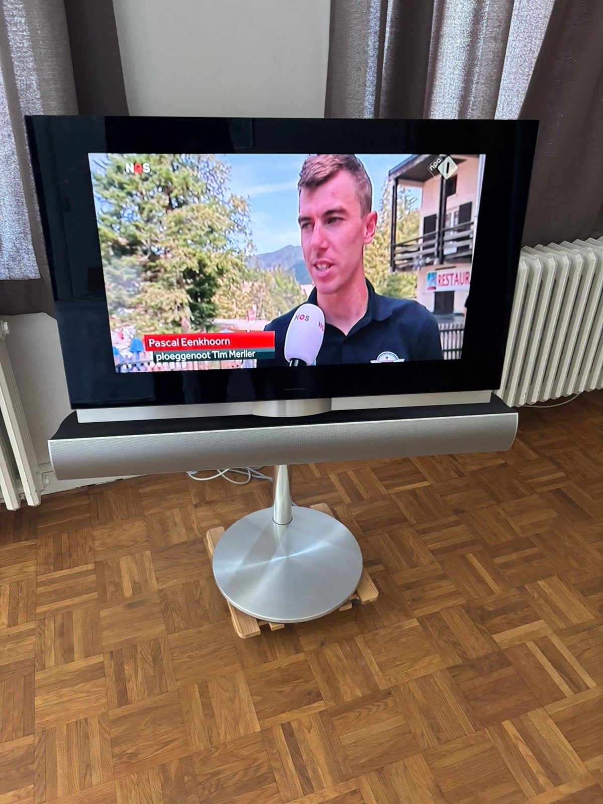 Beovision 7 + afstandbediening + soundbar, Audio, Tv en Foto, 50 Hz, Zo goed als nieuw, 100 cm of meer, Ophalen