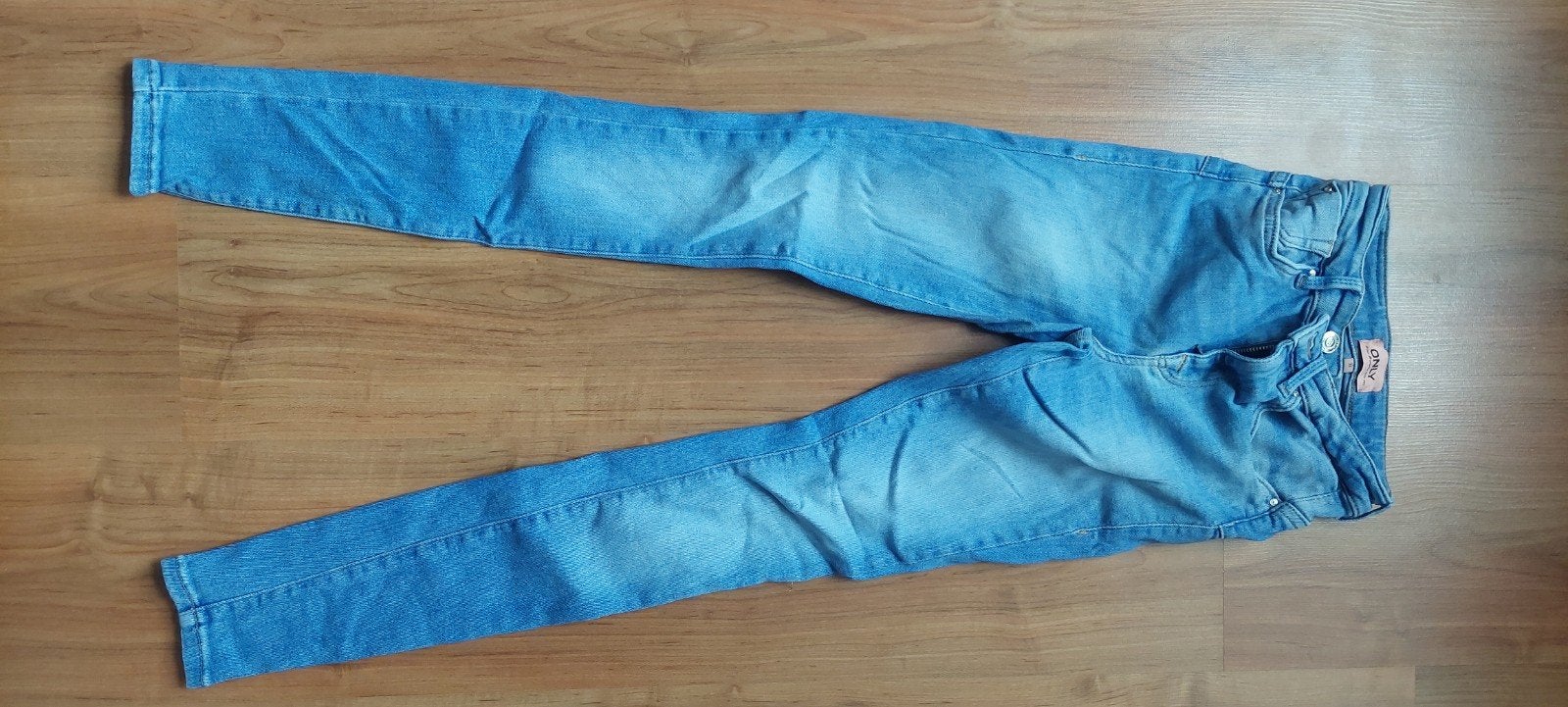 Blauwe jeans maat 32, Kleding | Dames, Spijkerbroeken en Jeans, Only, Blauw, Overige jeansmaten, Ophalen of Verzenden