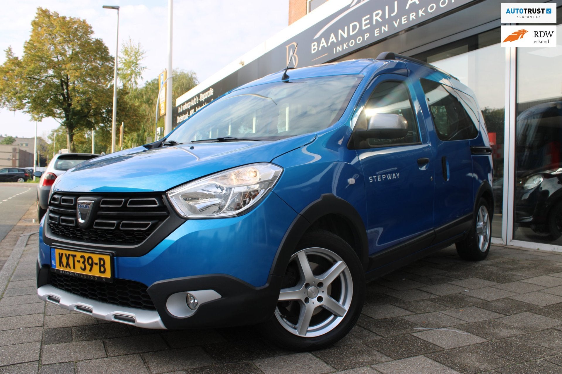 Dacia DOKKER 1.3 TCe Stepway | Airco | Cruise control | Navi, Auto's, Voorwielaandrijving, Stof, Gebruikt, 4 cilinders