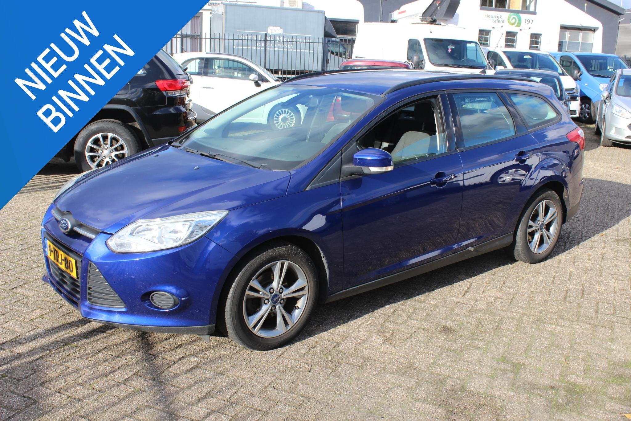 Ford Focus Wagon 1.0 Koppakking lek, motor loopt goed!, Auto's, Euro 5, Gebruikt, Blauw, Origineel Nederlands