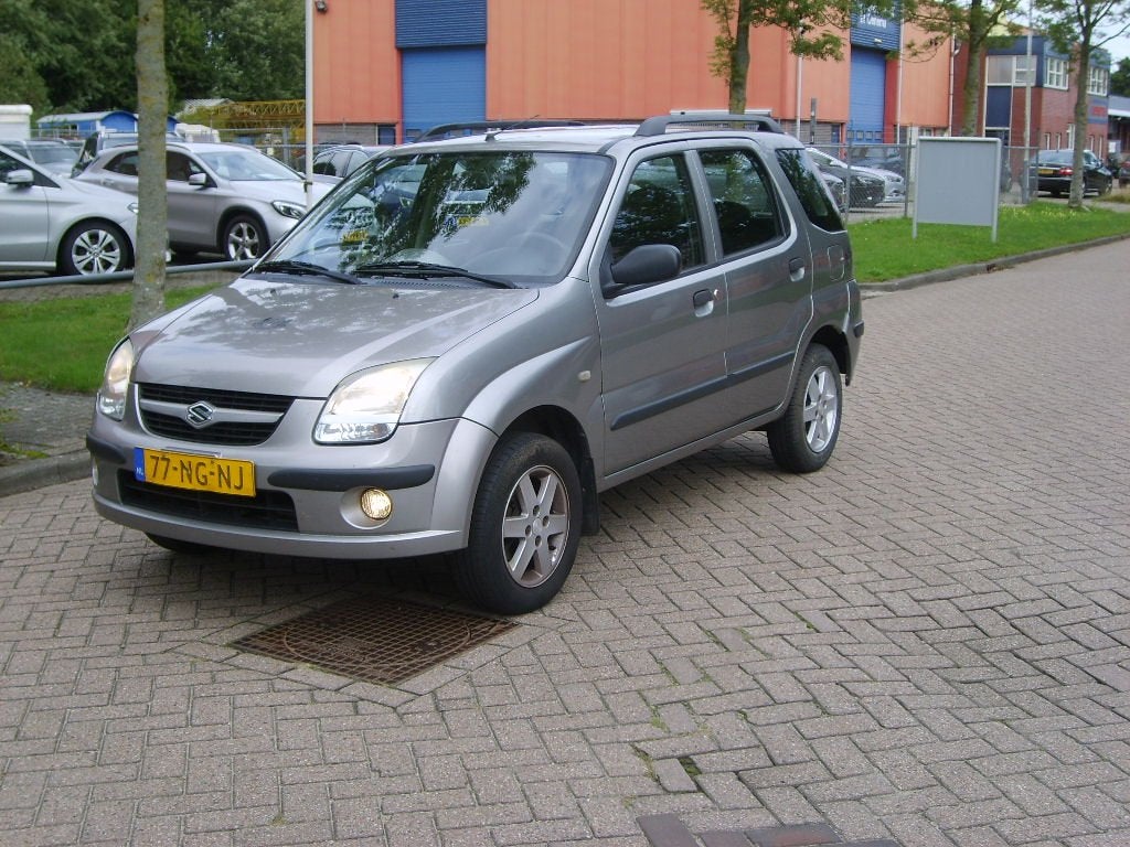 Suzuki Ignis 1.3-16V GLS (bj 2003), Auto's, Voorwielaandrijving, 94 pk, Gebruikt, 31 €/maand