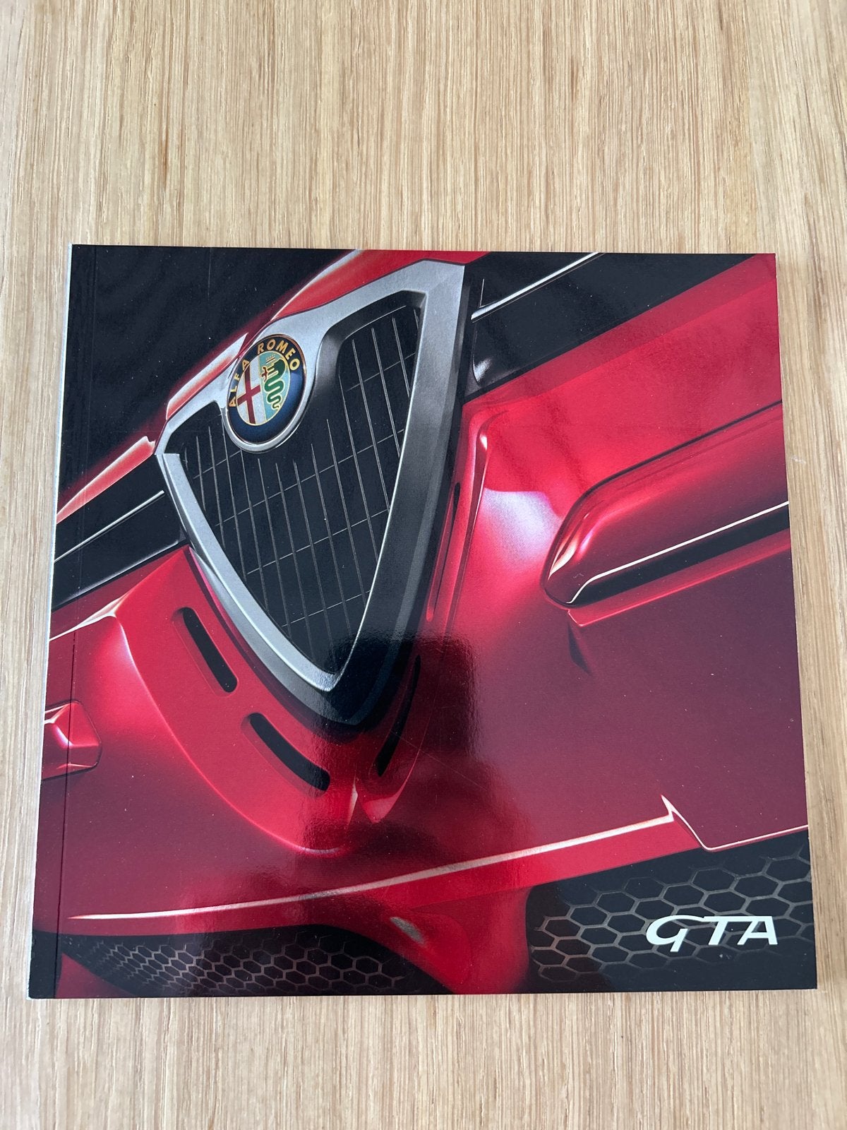 Alfa Romeo GTA Brochure 2001 (147 GTA & 156 GTA), Ophalen of Verzenden, Zo goed als nieuw, Alfa Romeo