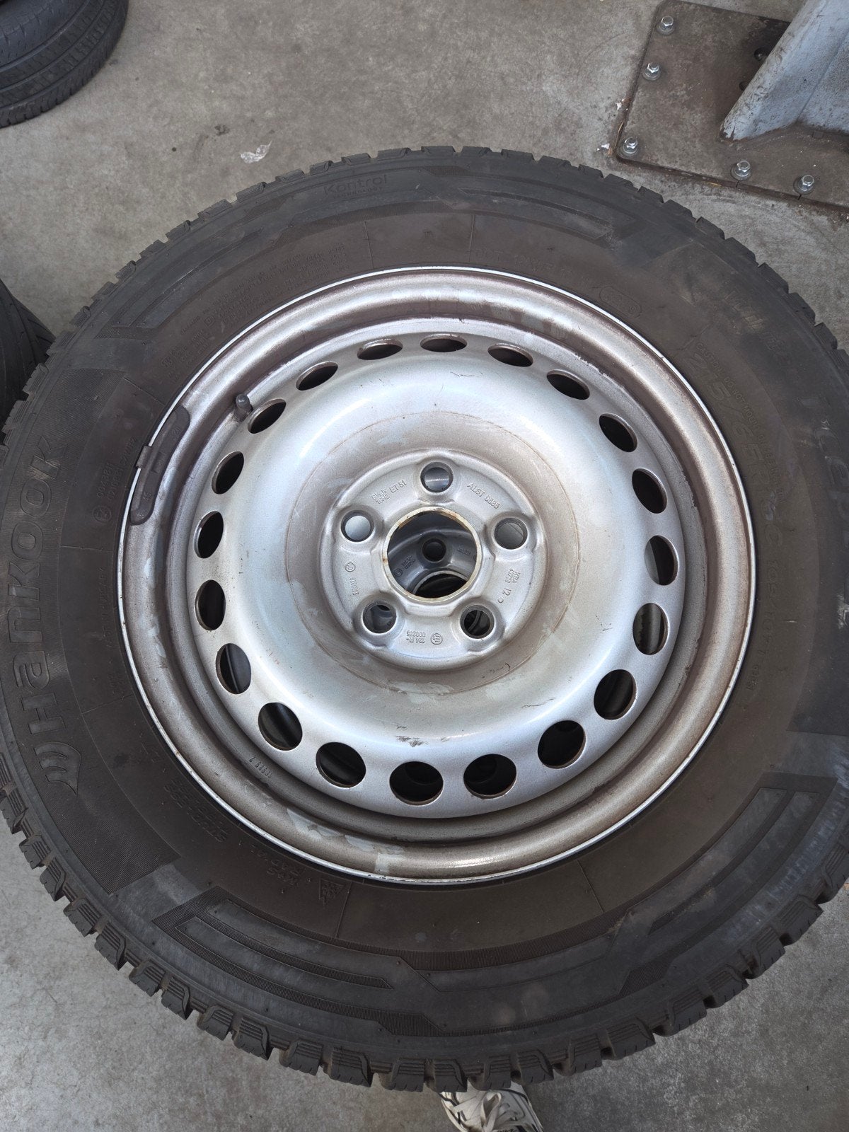 Nette Transporter Winterset 215/65R16C met 7.5 mm profiel, Ophalen, Gebruikt