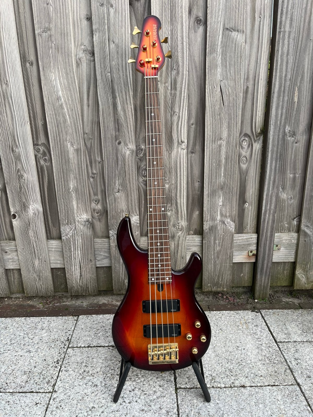 Yamaha BBG5S 5-String Active Bass,, Muziek en Instrumenten, Ophalen of Verzenden, Zo goed als nieuw