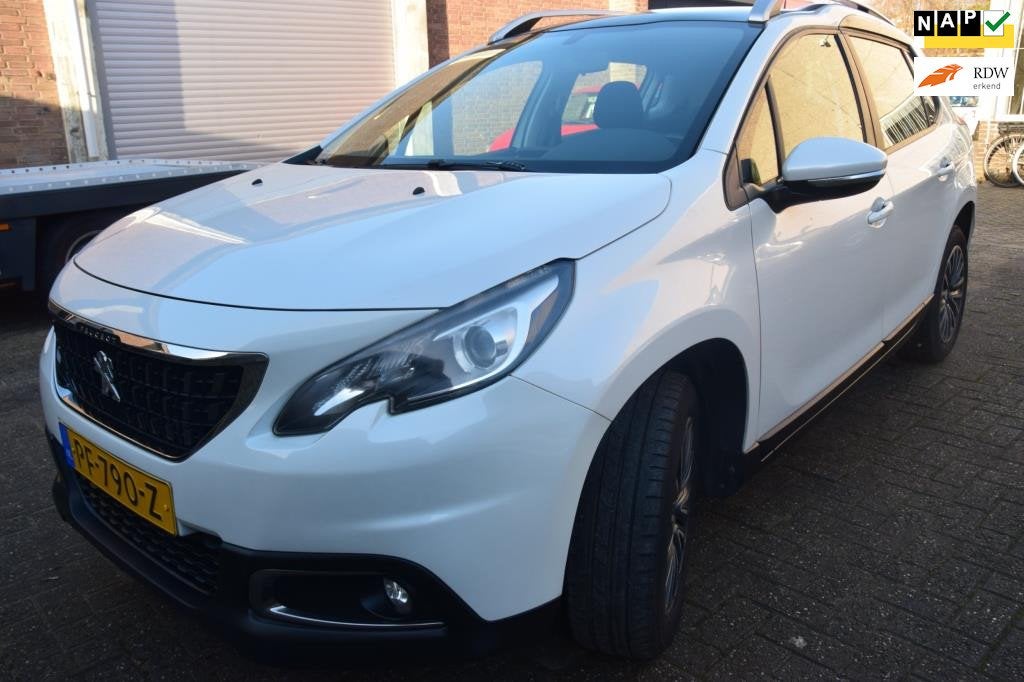 Peugeot 2008 1.2 PureTech Blue Lion, Voorwielaandrijving, Euro 6, Origineel Nederlands, Bedrijf