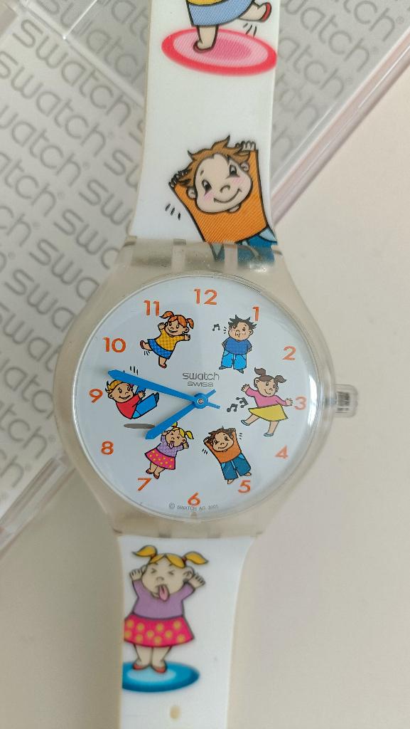 Nieuwe Swatch collectors item spelende kinderen, Ophalen of Verzenden, Nieuw