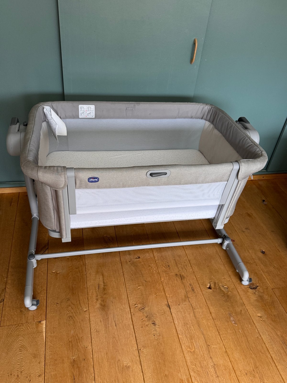 Chicco Next2Me Magic Evo Co-Sleeper Wieg, Ophalen of Verzenden, Zo goed als nieuw, Wieg
