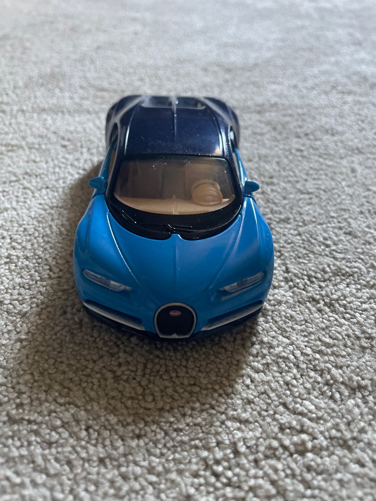 Bugatti Chiron modelauto - Blauw/Zwart - Zo goed als nieuw, Ophalen, Zo goed als nieuw, Auto, Overige merken