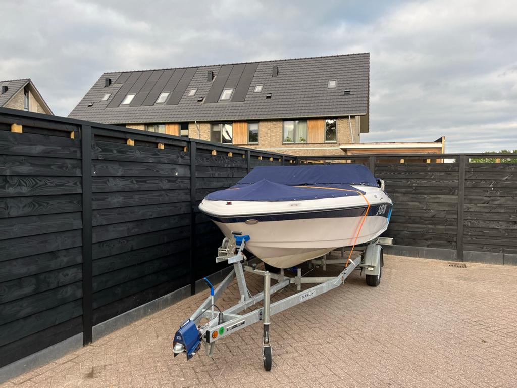 Four Winns speedboot, Watersport en Boten, Speedboten, Ophalen, Overige merken, Gebruikt, Binnenboordmotor