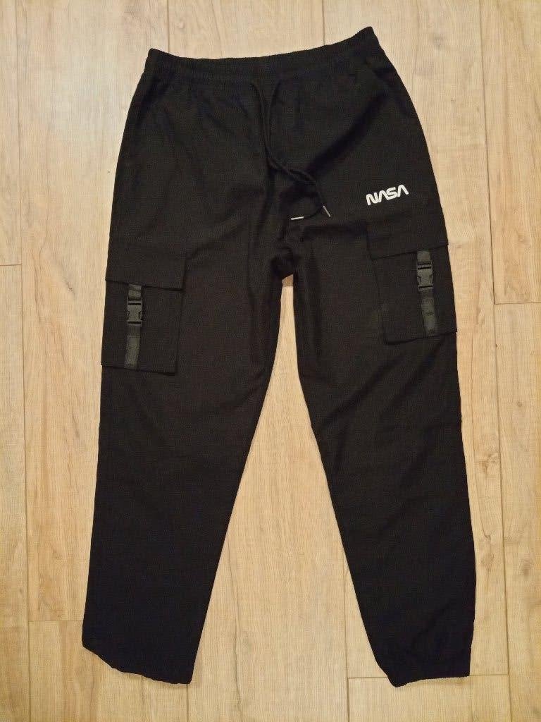 Zwarte NASA tagwear broek maat S, Kleding | Heren, Ophalen of Verzenden, Zo goed als nieuw, Maat 46 (S) of kleiner, Zwart