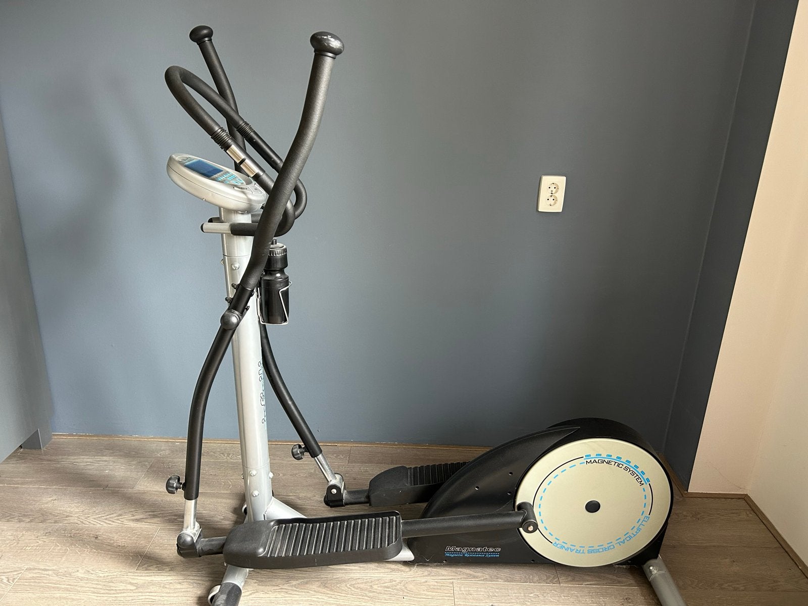 Infiniti Fitness Systems Crosstrainer - Magnatec, Ophalen, Gebruikt, Armen, Crosstrainer