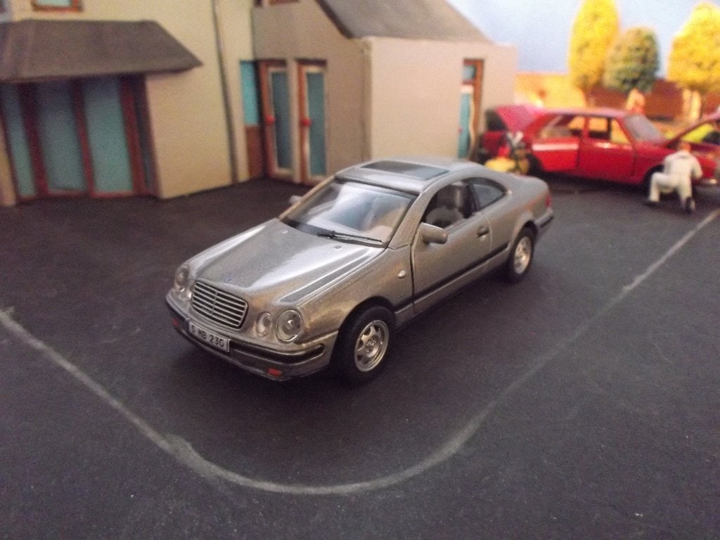 1/43 Mercedes Benz C208 CLK Klasse Schuco Juniors grijsmet., Ophalen of Verzenden, Nieuw, Auto, Overige merken