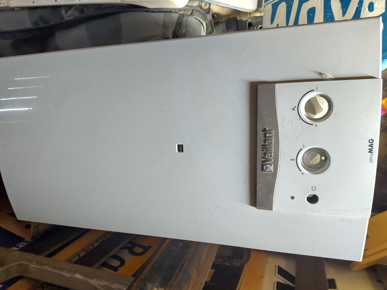 Vaillant atmoMAG 144/1 propaan/butan en aargas, Doe-het-zelf en Verbouw, Ophalen, Gebruikt, Geiser, Minder dan 20 liter