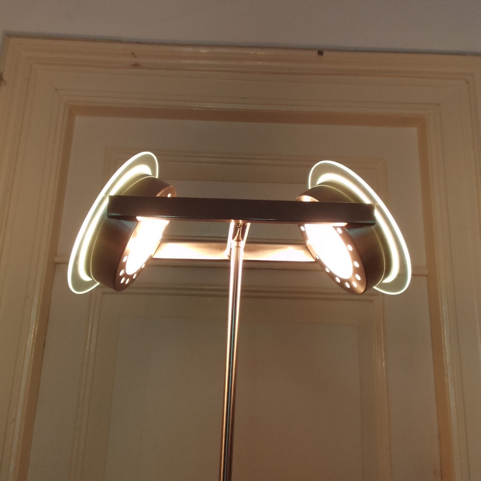 Staande vloerlamp met 2 verstelbare lichtbronnen., Ophalen, Zo goed als nieuw, Metaal, 150 tot 200 cm