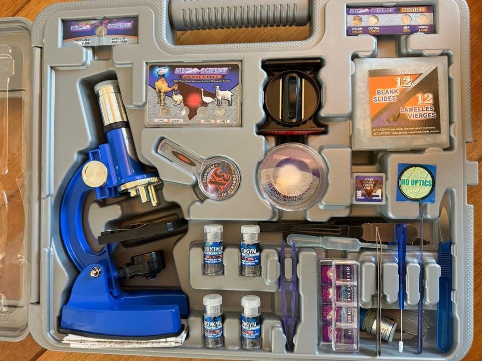 Speelgoed Microscoop Set - 68 Delig met Accessoires, Ophalen of Verzenden, Zo goed als nieuw, Minder dan 400x, Biologische microscoop
