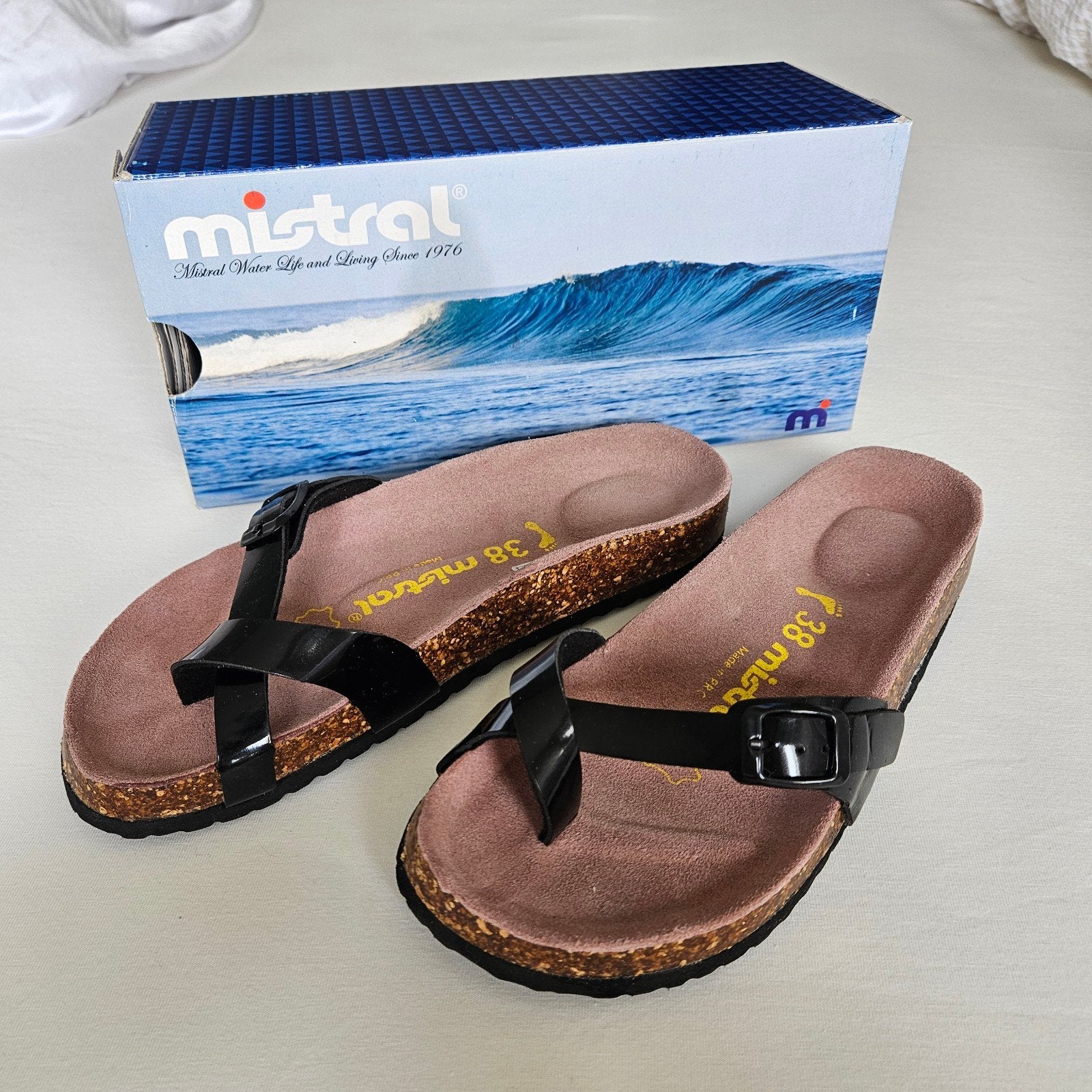 Nieuwe Mistral teenslippers maat 38 - Zwart, Slippers, Zwart, Nieuw, Ophalen of Verzenden