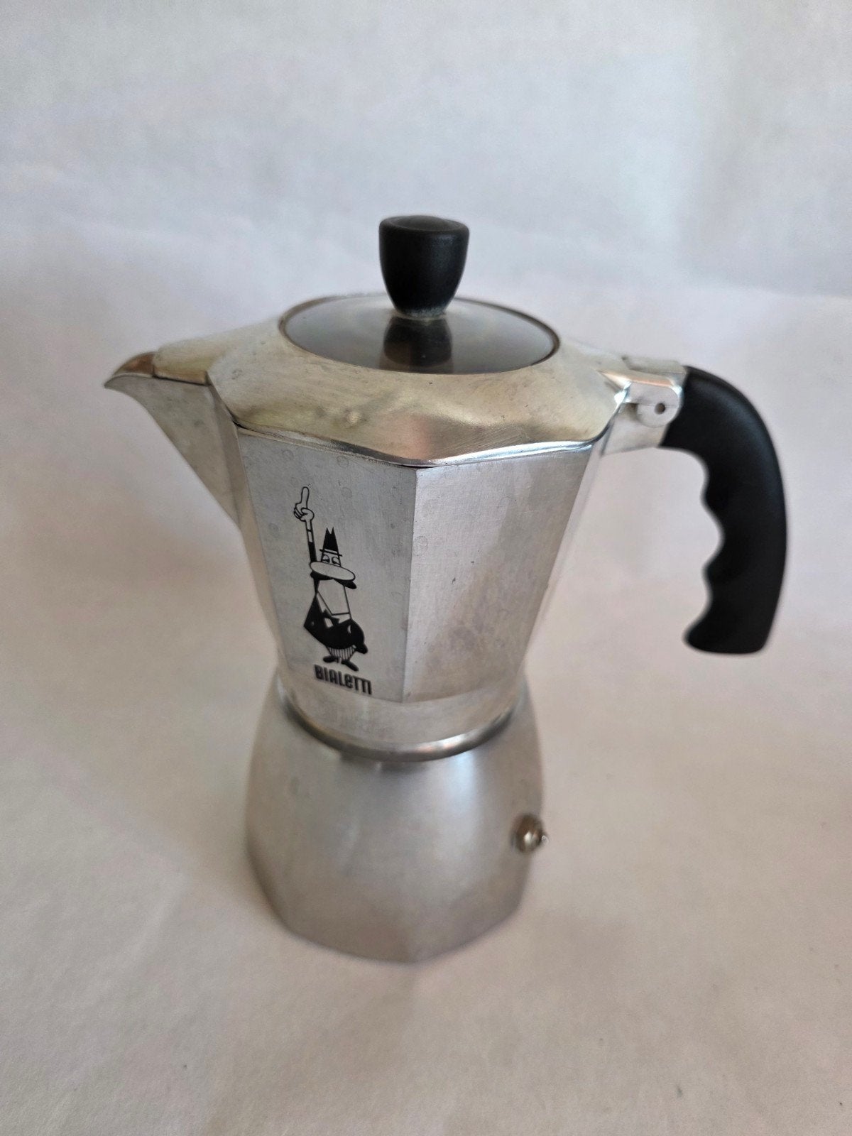 Bialetti Brikka percolator 4 kops
17 cm hoog,diameter 10 cm., 2 tot 4 kopjes, Ophalen of Verzenden, Gebruikt, Gemalen koffie
