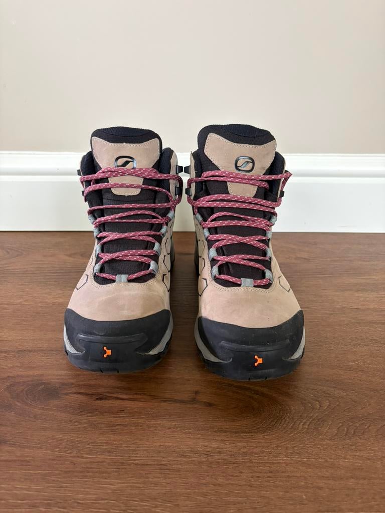 Hike schoenen - Scarpa Moraine Mid Pro GTX - maat 39,5, Ophalen of Verzenden, Zo goed als nieuw, Wandelschoenen