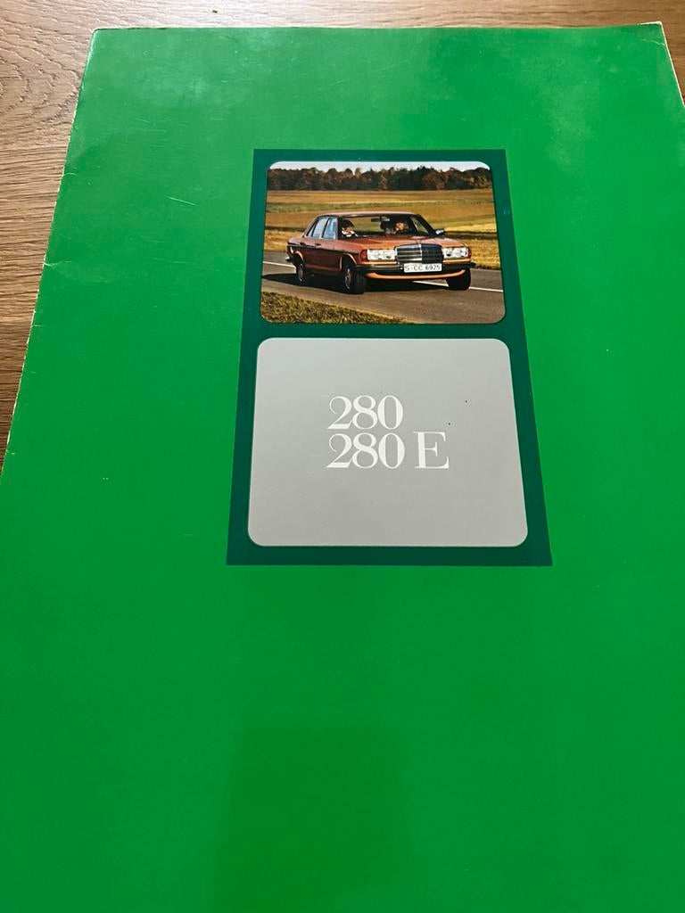 NL | Brochure Mercedes-Benz 280 en 280E W123 | 1977, Ophalen of Verzenden, Zo goed als nieuw, Mercedes