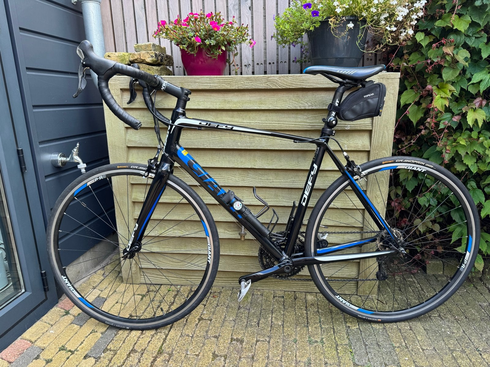 Giant Defy Aluxx Triple ML racefiets in zwart met blauw, Fietsen en Brommers, Fietsen | Racefietsen, 53 tot 57 cm, Ophalen, Gebruikt