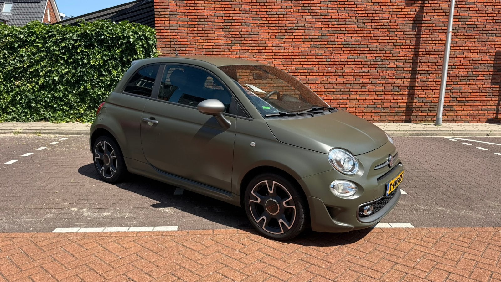 Fiat 500 sport Twinair Turbo mat Groen, Auto's, Fiat, Voorwielaandrijving, 40 €/maand, Handgeschakeld, Geïmporteerd