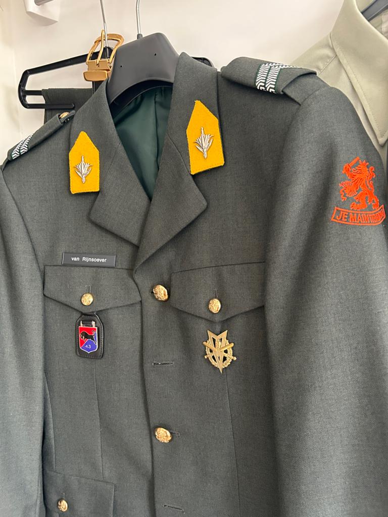 Militair Dagelijks Tenue Korporaal 1e klas Administratie, Ophalen of Verzenden, Landmacht, Nederland, Kleding of Schoenen