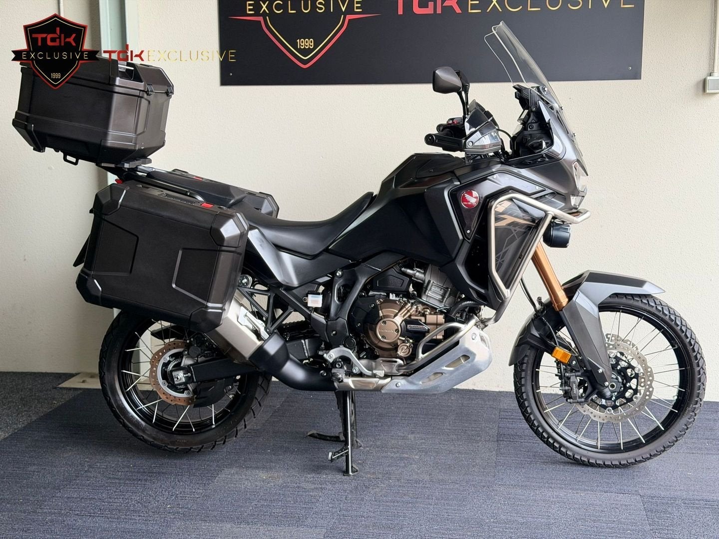 HONDA CRF 1100 L AFRICA TWIN ADVENTURE SPORTS DCT ES BOMVOL, 2 cilinders, Motorrijbewijs A, Bedrijf, Meer dan 35 kW