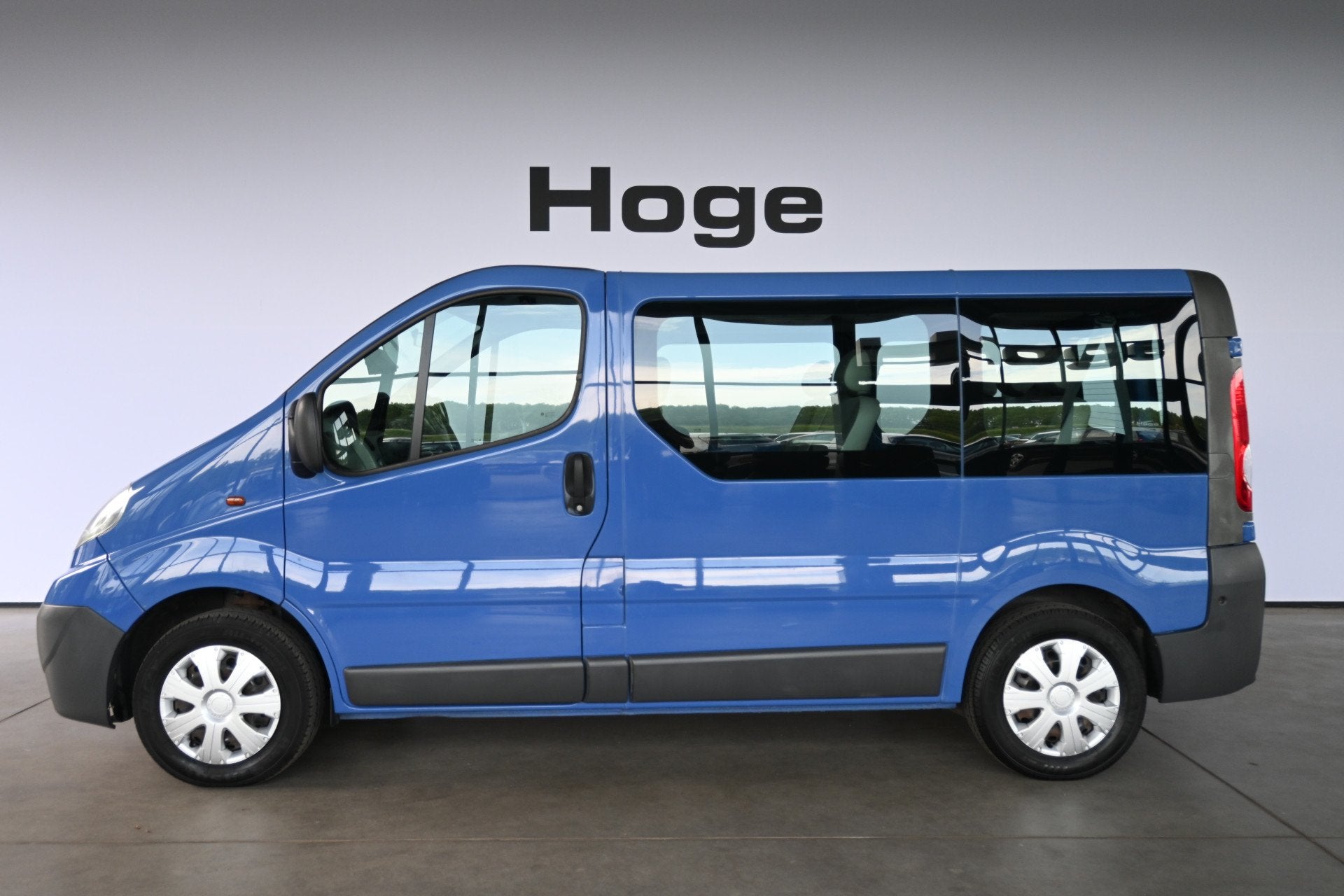 Opel Vivaro Combi 2.5 CDTI L1H1 Automaat 9 Persoons Airco Tr, Auto's, 145 pk, Stof, Huisgarantie, Bedrijf