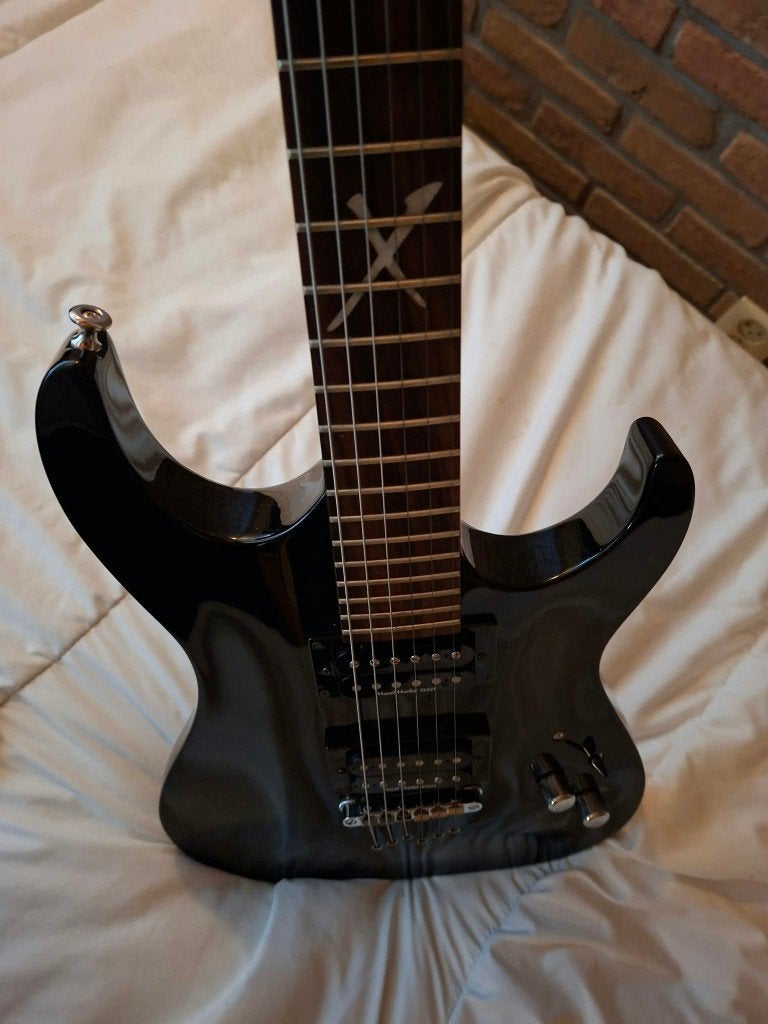 Washburn X-30 electrische gitaar