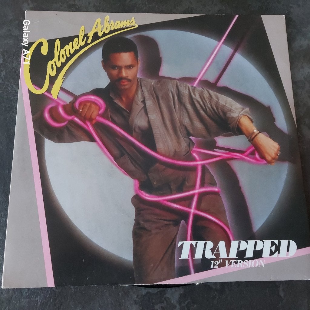 12 inch Maxisingel Colonel Abrams - Trapped (1985), Gebruikt, Ophalen of Verzenden, Fotohoes, Disco