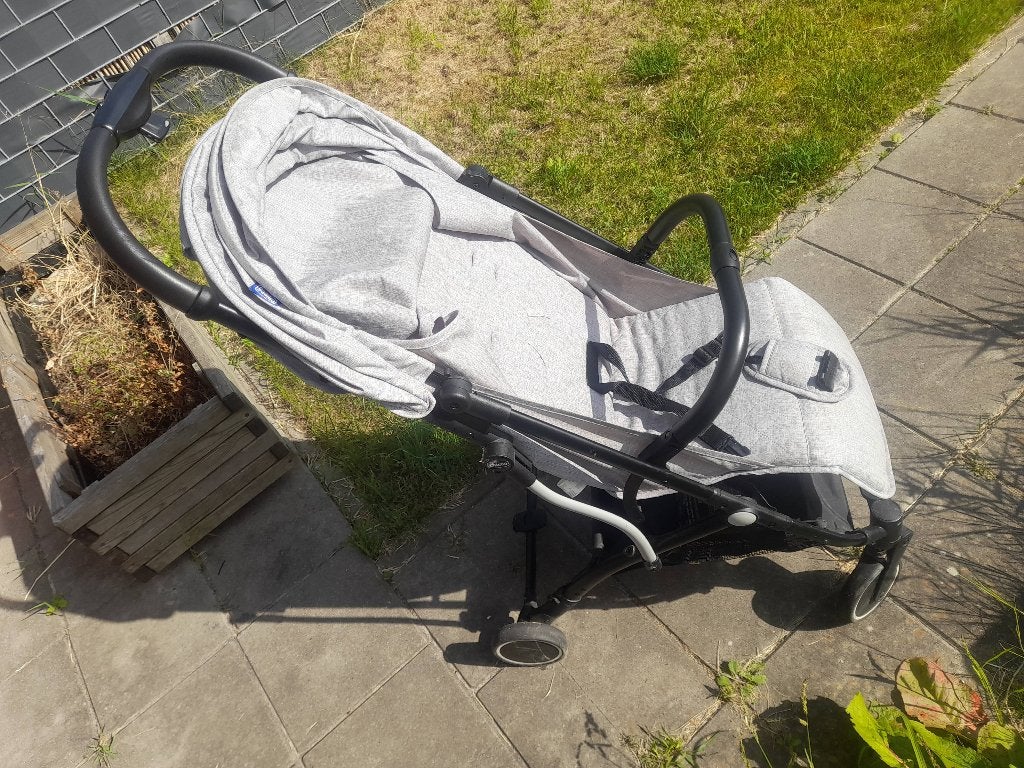 Chicco buggy kinderwagen, Ophalen of Verzenden, Zo goed als nieuw, Overige merken, Verstelbare rugleuning