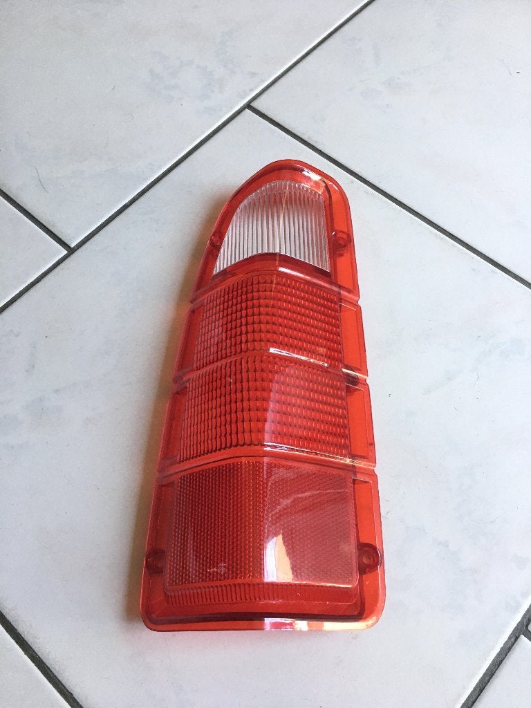 Te koop achterlichtkap links dodge w200 d200 ramcharger, Ophalen of Verzenden