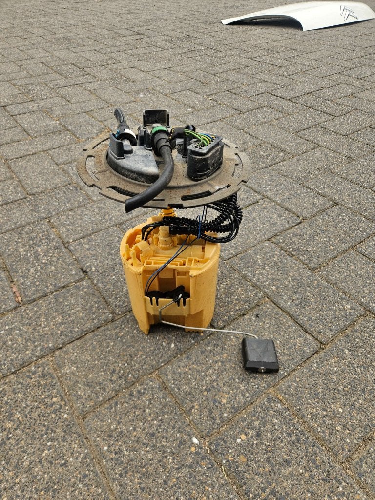 BRANDSTOFPOMP MERCEDES VITO, Niet ingevuld, Gebruikt, Niet ingevuld, Ophalen of Verzenden