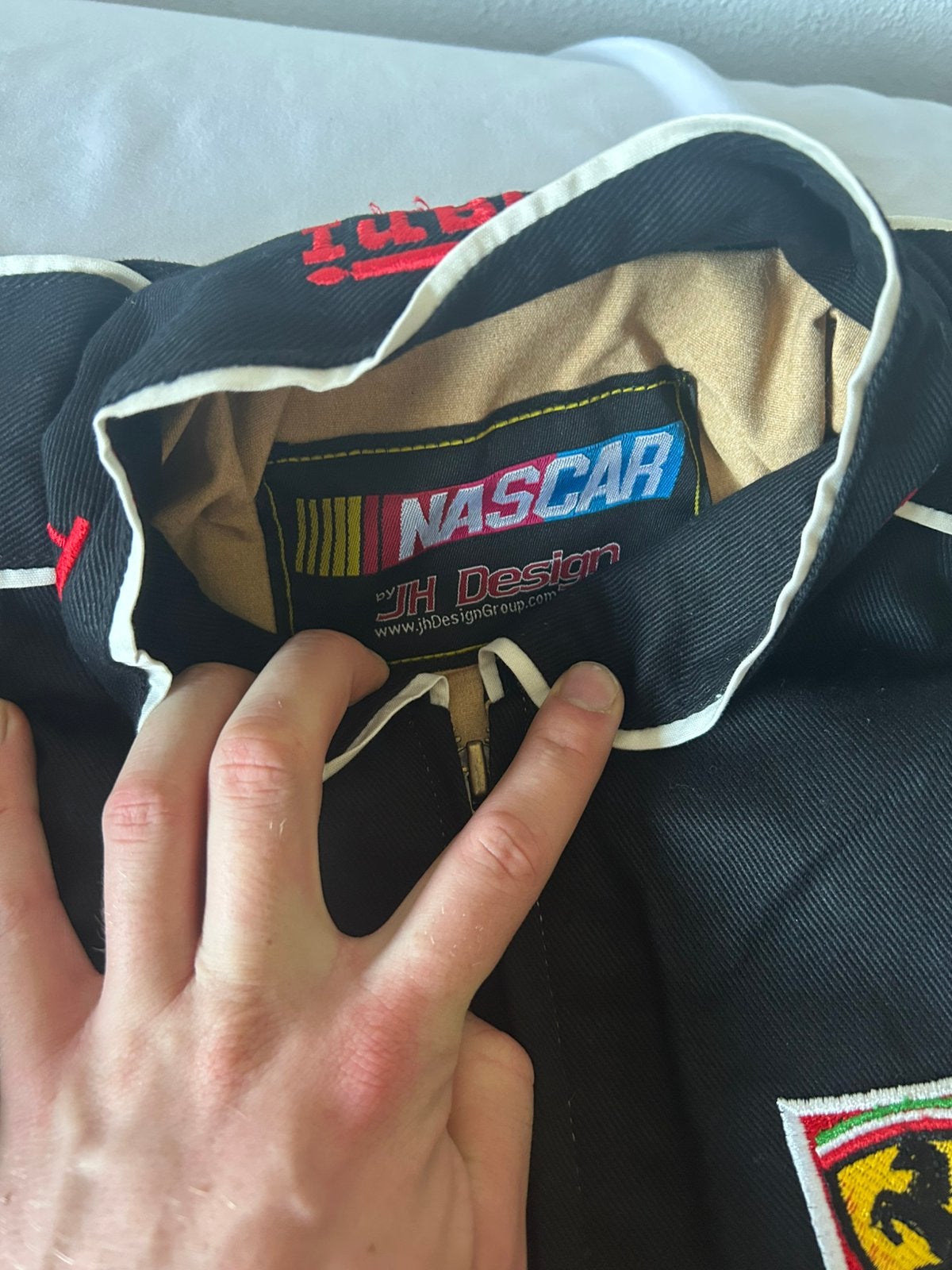 Ferrari nascar jas maat L in nieuw staat, Ophalen of Verzenden, Zo goed als nieuw, Maat 52/54 (L), Zwart