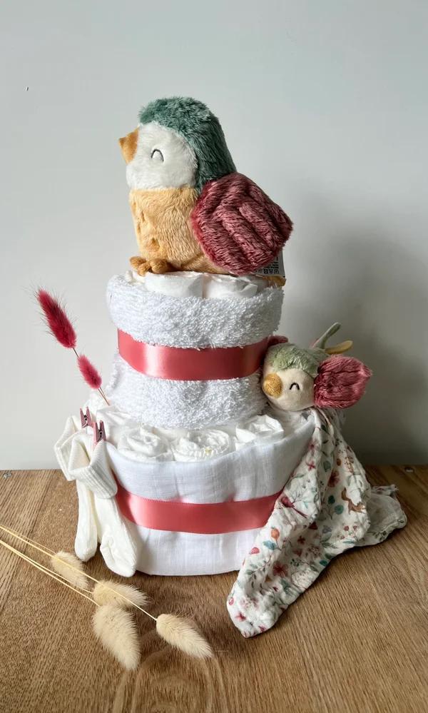 Luiertaart met vogelknuffel en babybenodigdheden, Ophalen of Verzenden, Nieuw, Kraamcadeau
