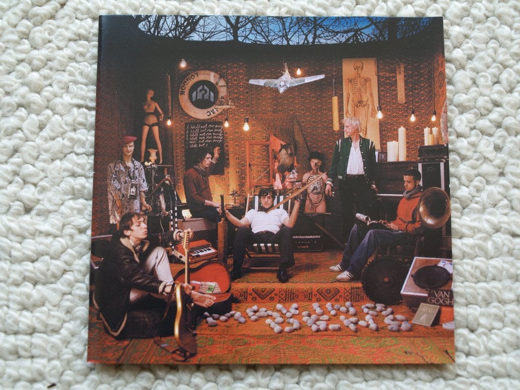CD Mystery Jets - Making dens (2006), Ophalen of Verzenden, Zo goed als nieuw, Overige genres