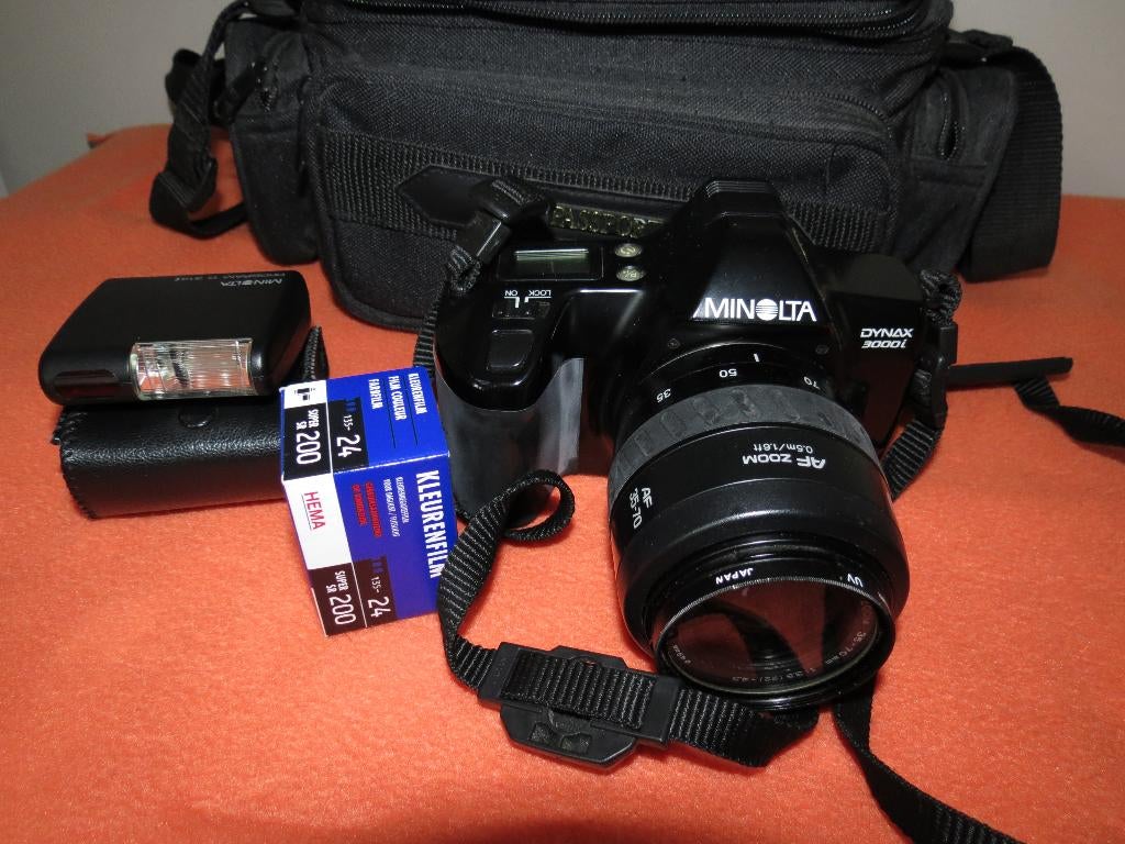 MINOLTA camera analoog 3000i, Ophalen of Verzenden, Zo goed als nieuw, Spiegelreflex, Minolta