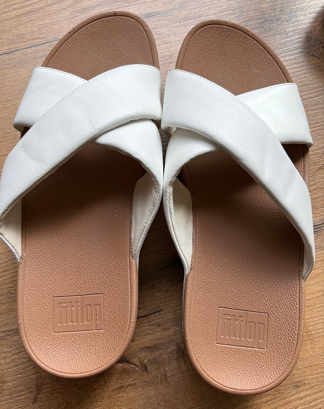 FitFlop slippers - Wit - Maat 40, Slippers, Wit, Ophalen of Verzenden, Zo goed als nieuw