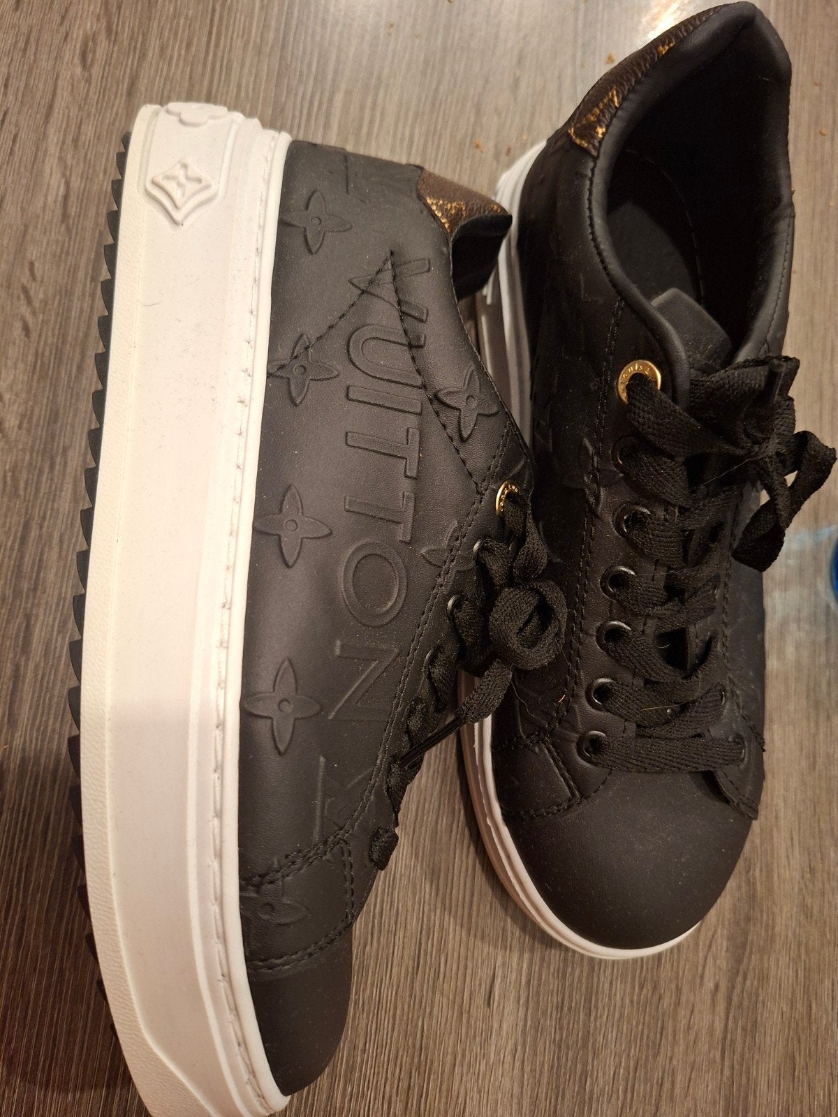 Louis Vuitton sneakers maat 39, Ophalen, Zwart, Louis Vuitton, Sneakers of Gympen