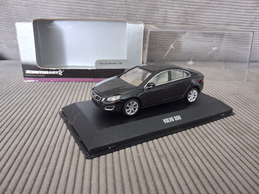 Volvo S60 Motorart, Ophalen of Verzenden, Zo goed als nieuw, Auto, Overige merken