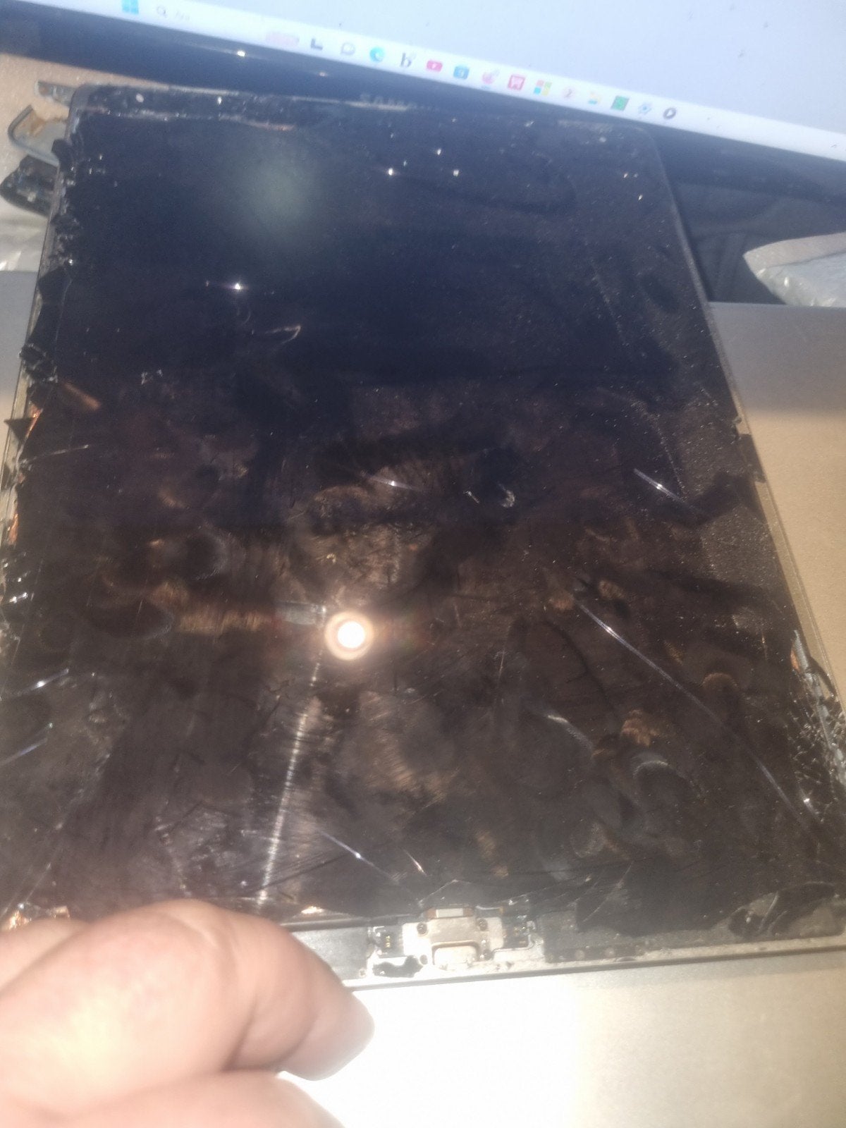Defecte Apple iPad - Voor onderdelen of reparatie, Computers en Software, Apple iPads, 12 inch, Ophalen of Verzenden, Apple iPad Pro