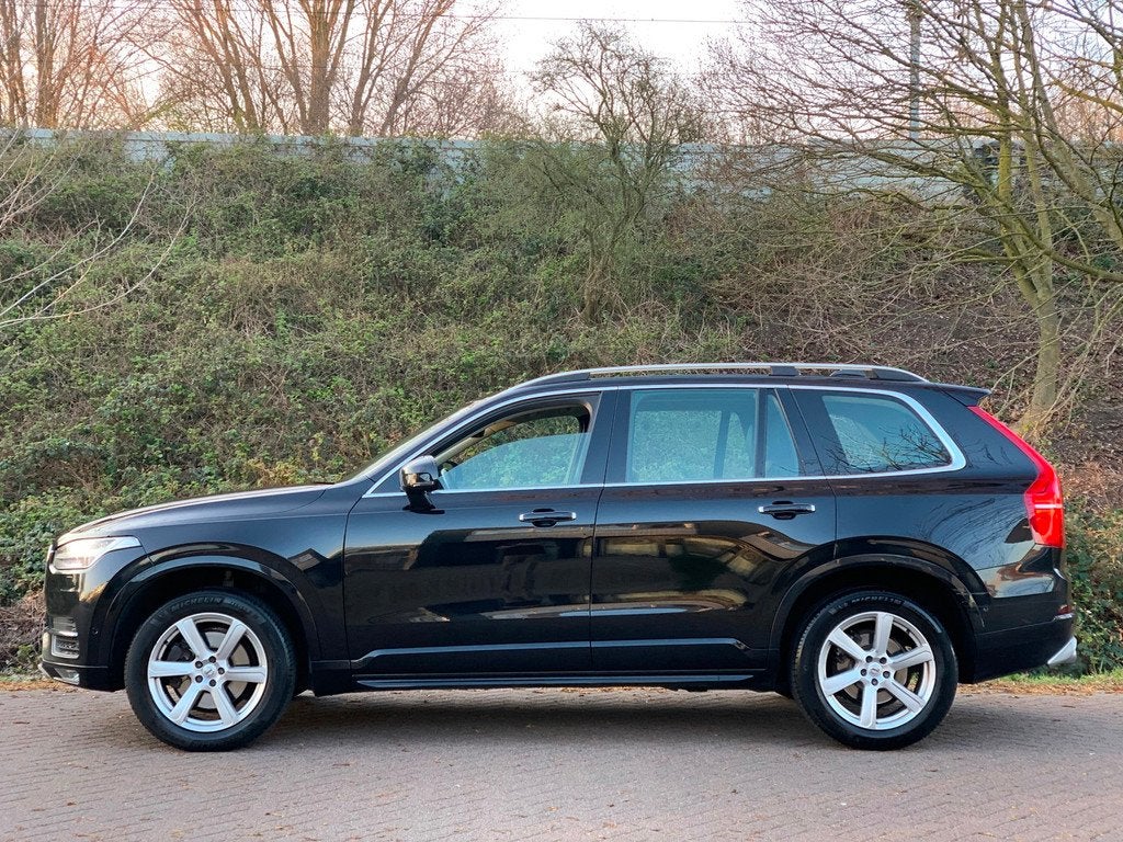 Volvo XC90 2.0 D5 AWD R-Design 224PK 7 PERS DEALER ONDERHOUD, Auto's, Volvo, Gebruikt, Euro 6, 4 cilinders, 1969 cc