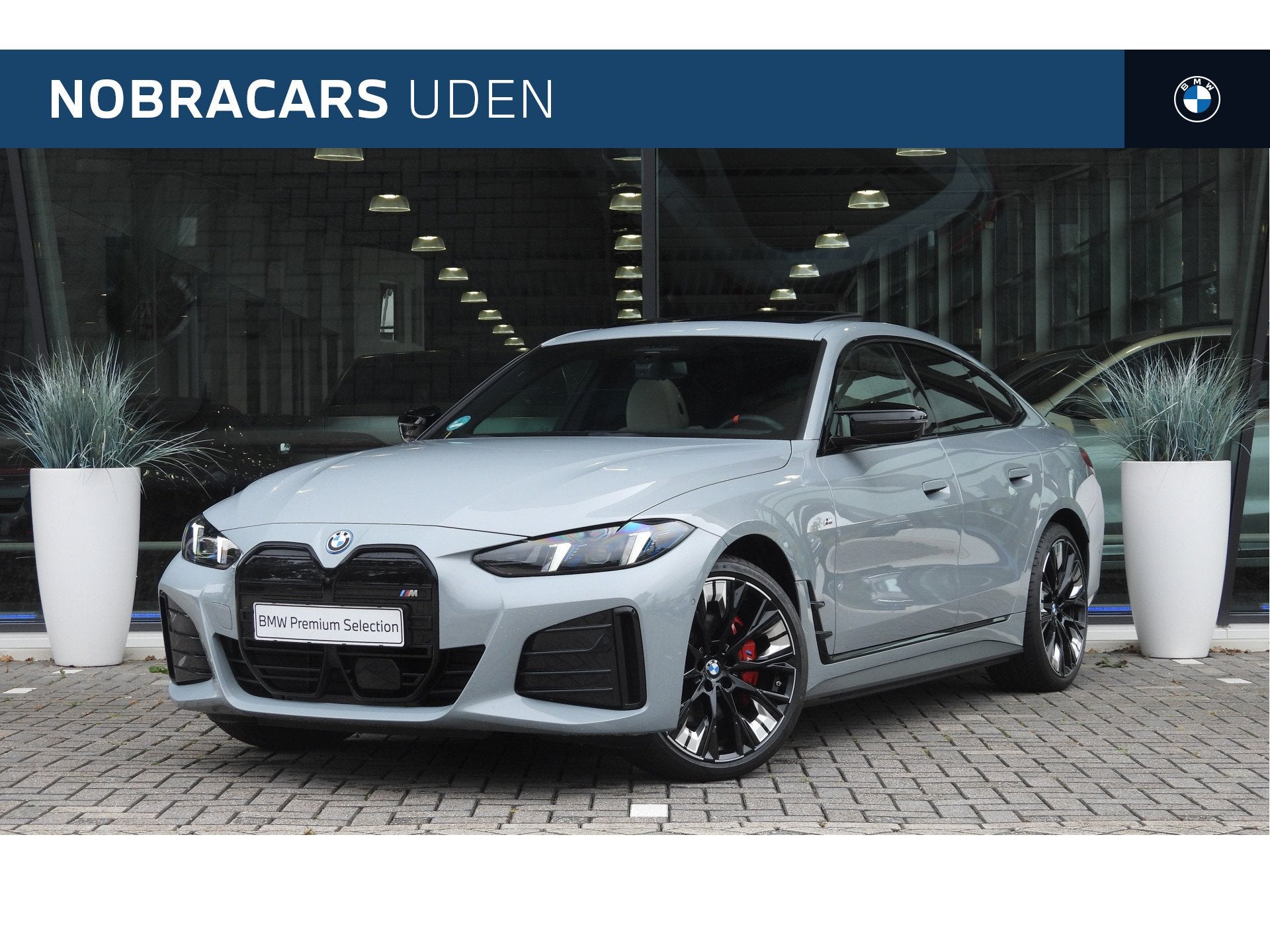BMW i4 M60 / Trekhaak / Comfort Access / Harman Kardon / Ada, Auto's, Dealer onderhouden, Gebruikt, Zwart, Met garantie (alle)