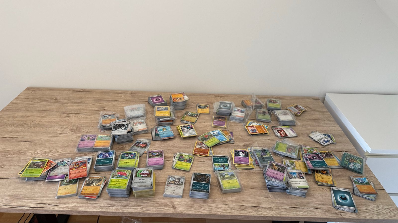 Grote verzameling Pokémon kaarten en blikken, Hobby en Vrije tijd, Verzamelkaartspellen | Pokémon, Ophalen of Verzenden, Gebruikt