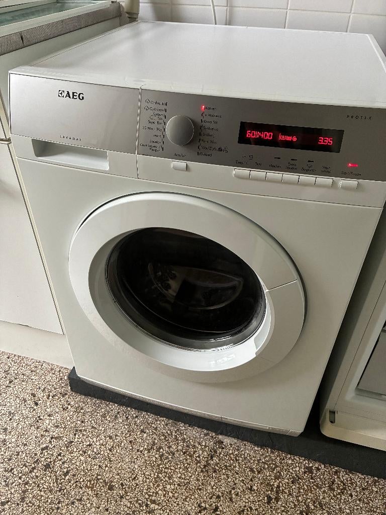 AEG wasmachine L76485FL 8kg 1400rpm met stoomfunctie, Ophalen, 1200 tot 1600 toeren, 8 tot 10 kg, Zo goed als nieuw