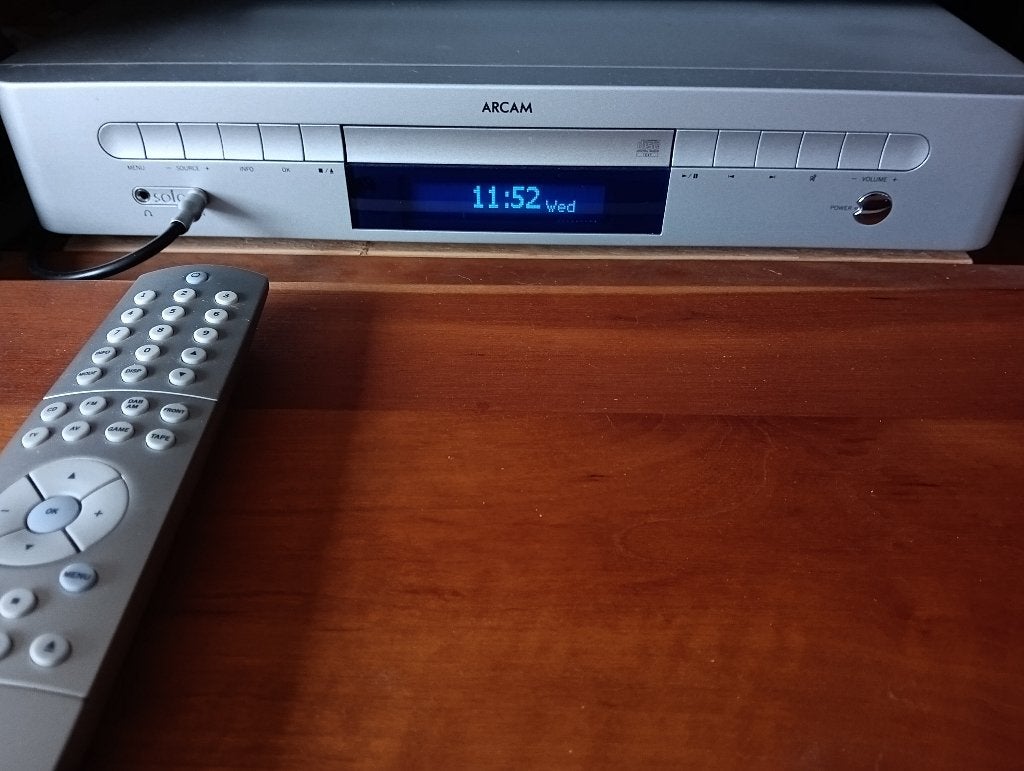 Arcam Solo DAB-reciever/CD speler, Audio, Tv en Foto, Versterkers en Receivers, Ophalen, Gebruikt, Minder dan 60 watt, Overige merken