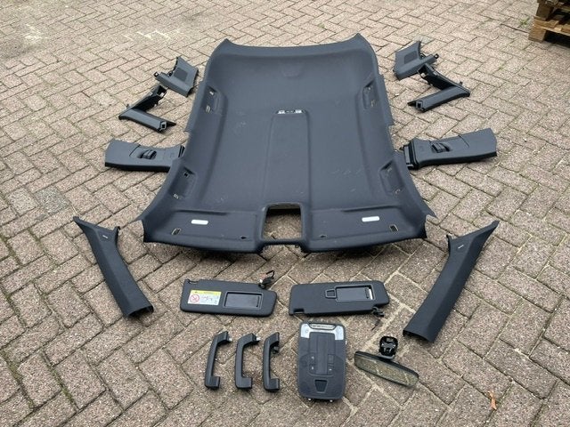 Hemelbekleding S-line set Audi A3 Allstreet (8YJ) 2025, Auto-onderdelen, Interieur en Bekleding, Gebruikt, Auto-Union-Straße  1, Ingolstadt 85057, , Duitsland