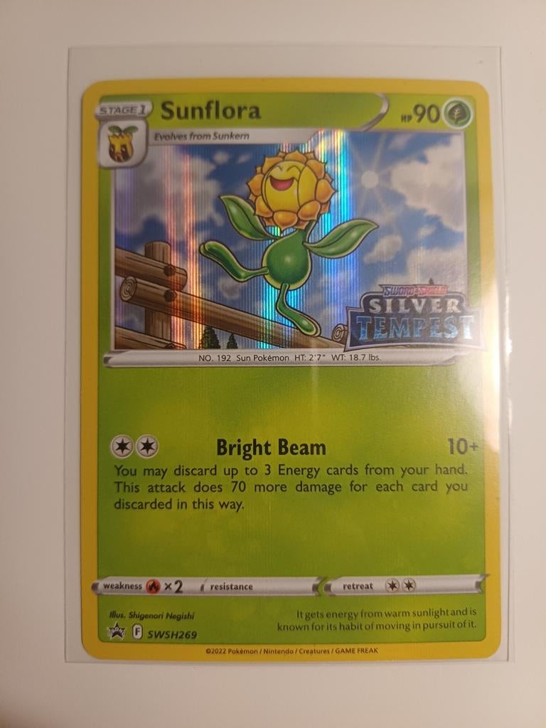 Sunflora pre-release promo, Ophalen of Verzenden, Zo goed als nieuw, Losse kaart, Foil