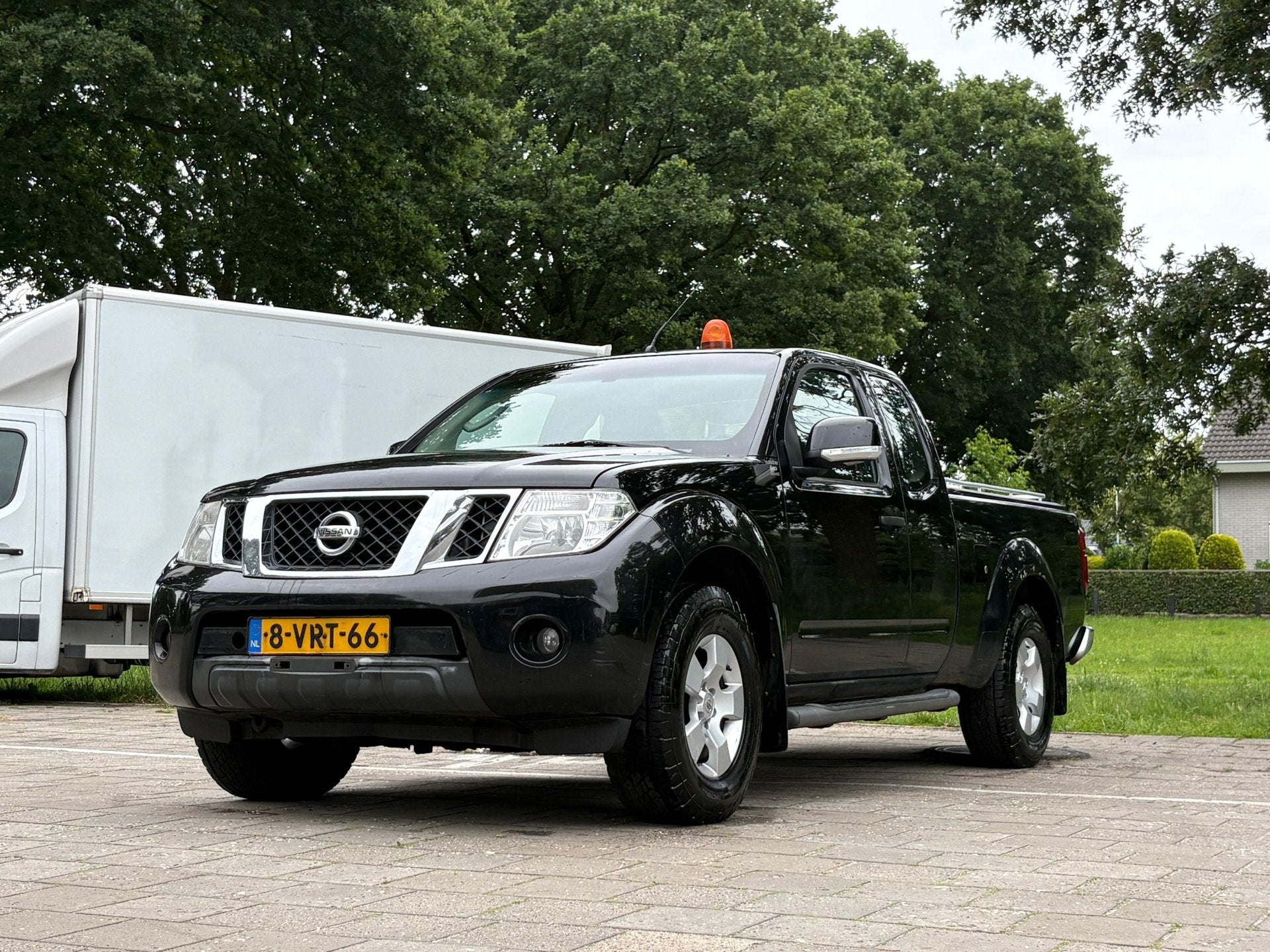 Nissan Navara 2.5 dCi SE King Cab AIRCO, Trekhaak 3000 KG, c, Auto's, Nissan, Euro 5, Stof, Gebruikt, 3000 kg